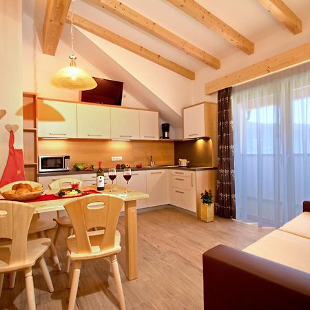 Stiflerhof Apartment Falzes Bagian luar foto
